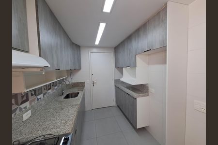 Apartamento à venda com 127m², 2 quartos e 1 vagaCozinha e Área de Serviço