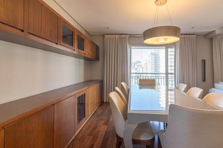 Apartamento à venda com 151m², 3 quartos e 3 vagas Apartamento à venda com 151m², 3 quartos e 3 vagasSala