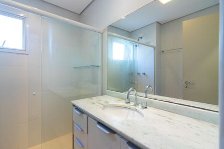 Apartamento à venda com 151m², 3 quartos e 3 vagas Apartamento à venda com 151m², 3 quartos e 3 vagasBanheiro da Suíte 3