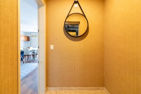 Apartamento à venda com 151m², 3 quartos e 3 vagas Apartamento à venda com 151m², 3 quartos e 3 vagasHall Privativo - Elevador Privativo