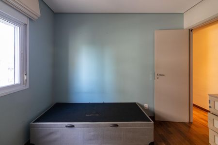Apartamento à venda com 151m², 3 quartos e 3 vagas Apartamento à venda com 151m², 3 quartos e 3 vagasSuíte 2