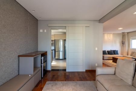 Apartamento à venda com 151m², 3 quartos e 3 vagas Apartamento à venda com 151m², 3 quartos e 3 vagasSala