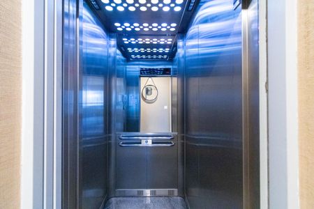 Apartamento à venda com 151m², 3 quartos e 3 vagas Apartamento à venda com 151m², 3 quartos e 3 vagasHall Privativo - Elevador Privativo