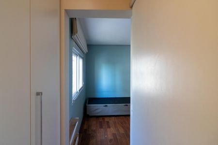 Apartamento à venda com 151m², 3 quartos e 3 vagas Apartamento à venda com 151m², 3 quartos e 3 vagasCloset da suíte 2