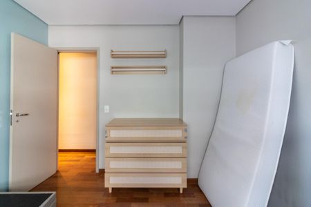 Apartamento à venda com 151m², 3 quartos e 3 vagas Apartamento à venda com 151m², 3 quartos e 3 vagasSuíte 2