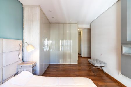 Apartamento à venda com 151m², 3 quartos e 3 vagas Apartamento à venda com 151m², 3 quartos e 3 vagasSuíte 3