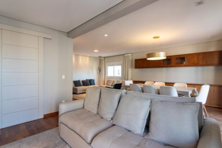 Apartamento à venda com 151m², 3 quartos e 3 vagas Apartamento à venda com 151m², 3 quartos e 3 vagasSala