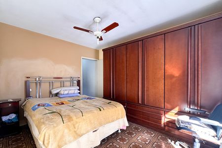 Casa à venda com 180m², 3 quartos e 2 vagas Casa à venda com 180m², 3 quartos e 2 vagasSuíte 2