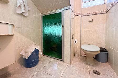 Casa à venda com 180m², 3 quartos e 2 vagas Casa à venda com 180m², 3 quartos e 2 vagasLavabo