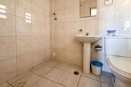 Casa à venda com 180m², 3 quartos e 2 vagas Casa à venda com 180m², 3 quartos e 2 vagasBanheiro da Suíte 1