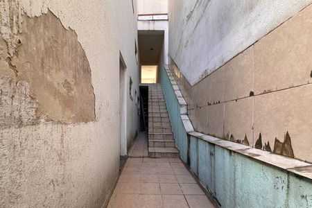 Casa à venda com 180m², 3 quartos e 2 vagas Casa à venda com 180m², 3 quartos e 2 vagasQuintal - Casa 2