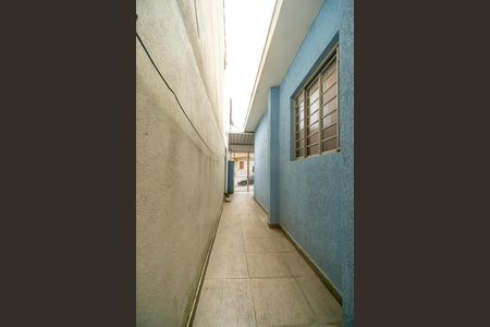 Corredor de entrada de casa de condomínio à venda com 2 quartos, 178m² em Vila Carrão, São Paulo