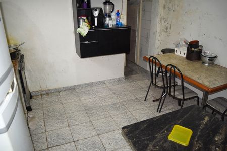 Cozinha de casa à venda com 2 quartos, 178m² em Vila Carrão, São Paulo