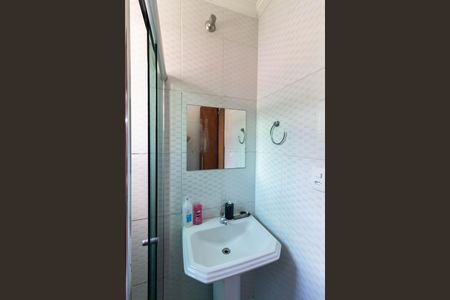 Casa de condomínio à venda com 5862m², 2 quartos e 1 vaga Casa de condomínio à venda com 5862m², 2 quartos e 1 vagaBanheiro