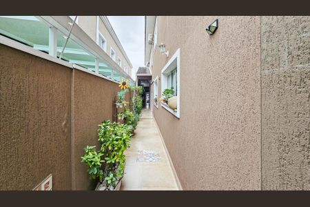 Casa à venda com 232m², 4 quartos e 4 vagas Casa à venda com 232m², 4 quartos e 4 vagasQuintal