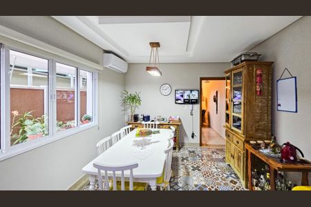 Cozinha de casa à venda com 4 quartos, 232m² em Umuarama, Osasco