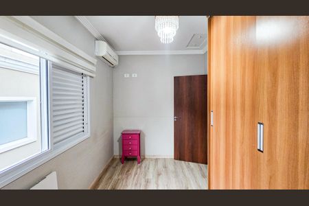 Casa à venda com 232m², 4 quartos e 4 vagas Casa à venda com 232m², 4 quartos e 4 vagasSuíte 1