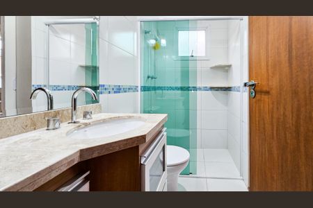 Banheiro da Suíte 1 de casa à venda com 4 quartos, 232m² em Umuarama, Osasco