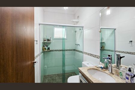Casa à venda com 232m², 4 quartos e 4 vagas Casa à venda com 232m², 4 quartos e 4 vagasBanheiro da Suíte 3
