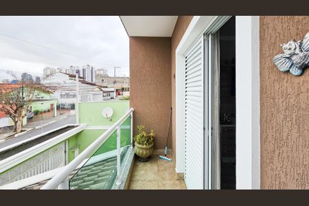 Sacada da Suíte 3 de casa à venda com 4 quartos, 232m² em Umuarama, Osasco