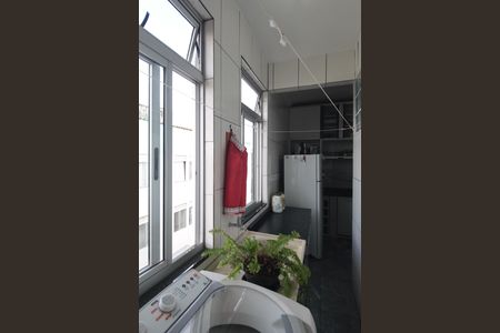 Apartamento à venda com 80m², 2 quartos e 1 vagaÁrea de Serviço