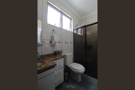 Apartamento à venda com 80m², 2 quartos e 1 vagaBanheiro Social