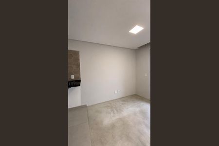 Sala de apartamento à venda com 2 quartos, 37m² em Jardim São Luís, São Paulo