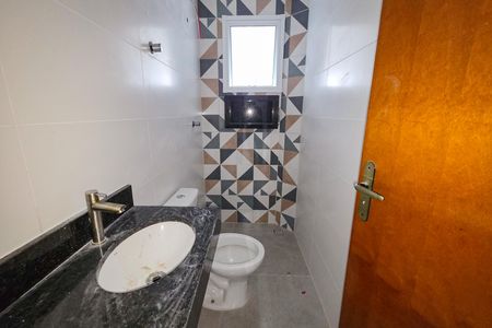 Casa de condomínio para alugar com 53m², 2 quartos e 1 vaga Casa de condomínio para alugar com 53m², 2 quartos e 1 vagaBanheiro