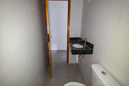 Casa de condomínio para alugar com 53m², 2 quartos e 1 vaga Casa de condomínio para alugar com 53m², 2 quartos e 1 vagaBanheiro
