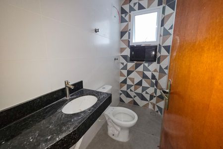 Casa de condomínio para alugar com 53m², 2 quartos e 1 vaga Casa de condomínio para alugar com 53m², 2 quartos e 1 vagaBanheiro