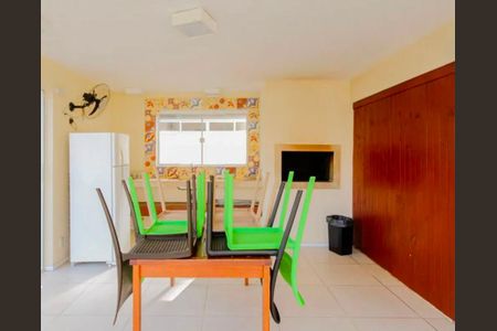 Área comum de apartamento para alugar com 3 quartos, 86m² em Balsa, Pelotas