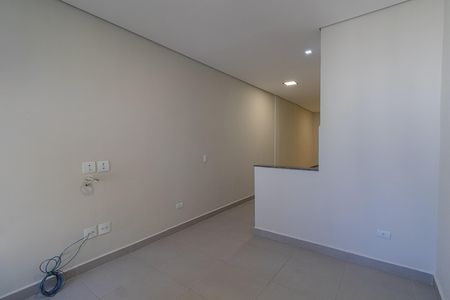 Sala e Cozinha de casa para alugar com 2 quartos, 100m² em Vila Clara, São Paulo