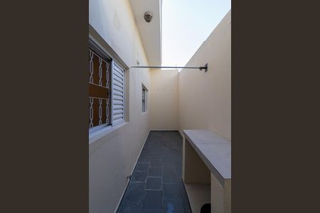 Casa para alugar com 100m², 2 quartos e 2 vagas Casa para alugar com 100m², 2 quartos e 2 vagasÁrea de Serviço