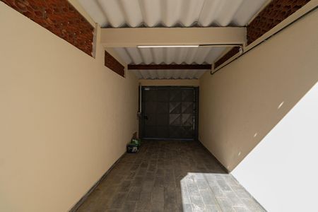 Casa para alugar com 100m², 2 quartos e 2 vagas Casa para alugar com 100m², 2 quartos e 2 vagasGaragem