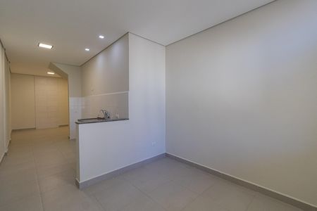 Casa para alugar com 100m², 2 quartos e 2 vagas Casa para alugar com 100m², 2 quartos e 2 vagasSala e Cozinha