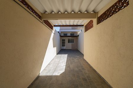 Casa para alugar com 100m², 2 quartos e 2 vagas Casa para alugar com 100m², 2 quartos e 2 vagasGaragem