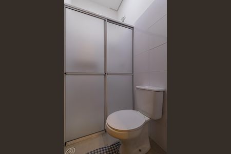 Casa para alugar com 100m², 2 quartos e 2 vagas Casa para alugar com 100m², 2 quartos e 2 vagasBanheiro