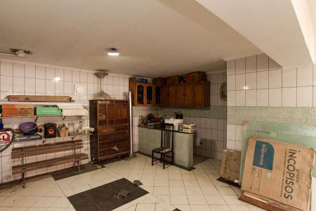 Garagem de casa à venda com 3 quartos, 136m² em Bortolândia, São Paulo