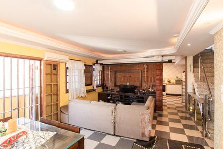 Sala de casa para alugar com 3 quartos, 136m² em Bortolândia, São Paulo