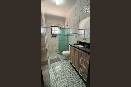 Banheiro de casa para alugar com 2 quartos, 60m² em Residencial Sao Francisco, São José dos Campos