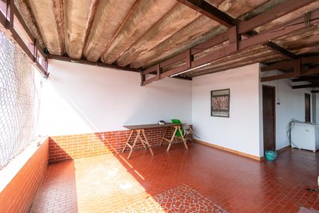 Área externa de casa à venda com 4 quartos, 590m² em Jardim Paraguacu, São Paulo