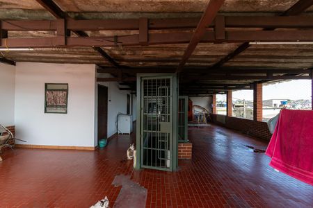 Área externa de casa à venda com 4 quartos, 590m² em Jardim Paraguacu, São Paulo