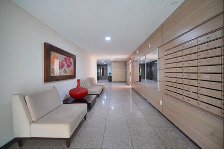 Hall de entrada de apartamento para alugar com 2 quartos, 87m² em Centro, Florianópolis