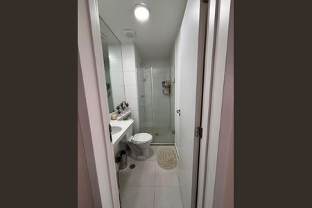 Banheiro de apartamento à venda com 1 quarto, 37m² em Presidente Altino, Osasco