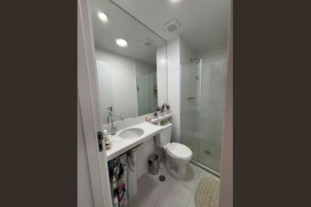 Banheiro de apartamento à venda com 1 quarto, 37m² em Presidente Altino, Osasco
