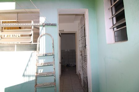 Casa para alugar com 50m², 2 quartos e sem vagaQuintal