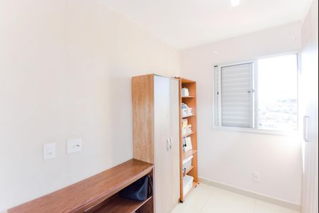 Quarto 2 de apartamento para alugar com 2 quartos, 49m² em Jardim Rossi, Guarulhos