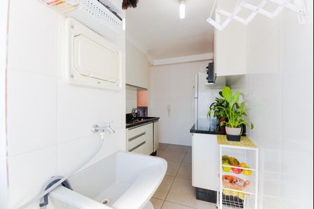 Área de Serviço de apartamento para alugar com 2 quartos, 49m² em Jardim Rossi, Guarulhos