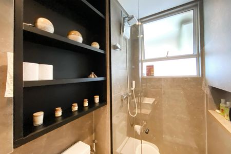 Banheiro de apartamento à venda com 3 quartos, 100m² em Buritis, Belo Horizonte