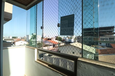 Sacada de apartamento para alugar com 2 quartos, 56m² em Umuarama, Uberlândia